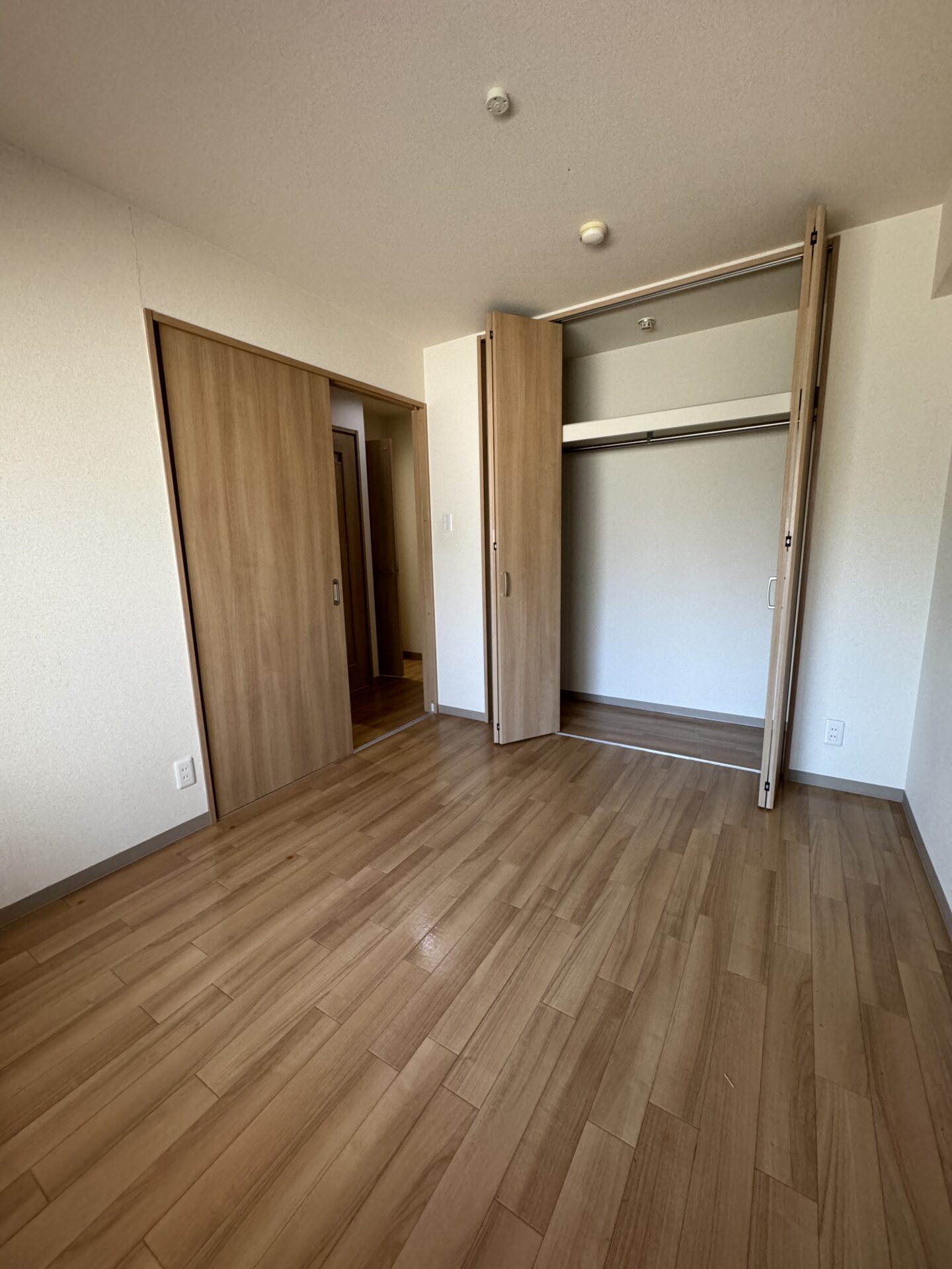 クリスタルコート茨木三島丘建物内観